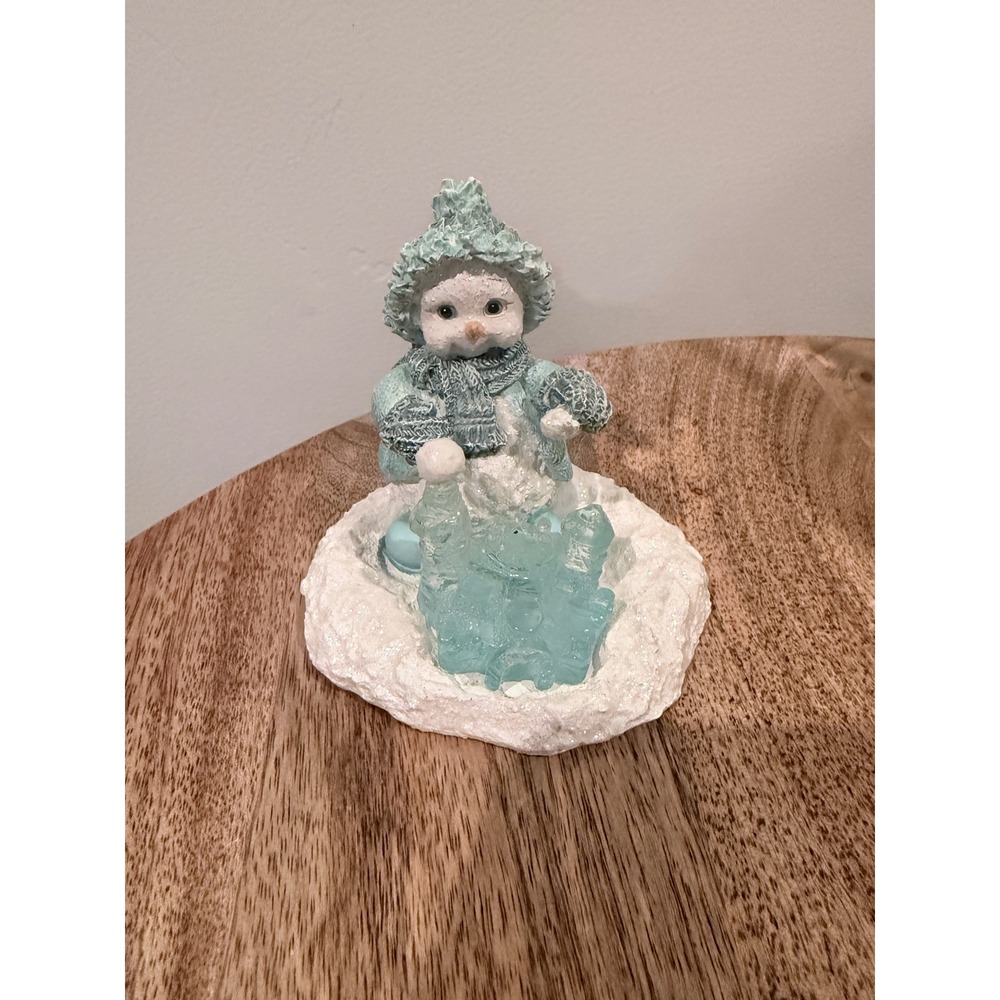 Dreamsicles Northern Lights Ice Castle 60502 Snowman Figurine 1998 Kristin